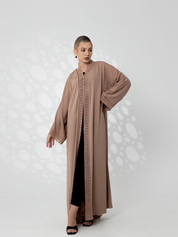 أناقة الصحراء - Image 2
